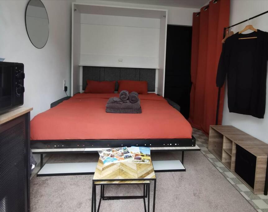 Chambre 2 Pas Du Centre-Ville Gisors Exterior foto